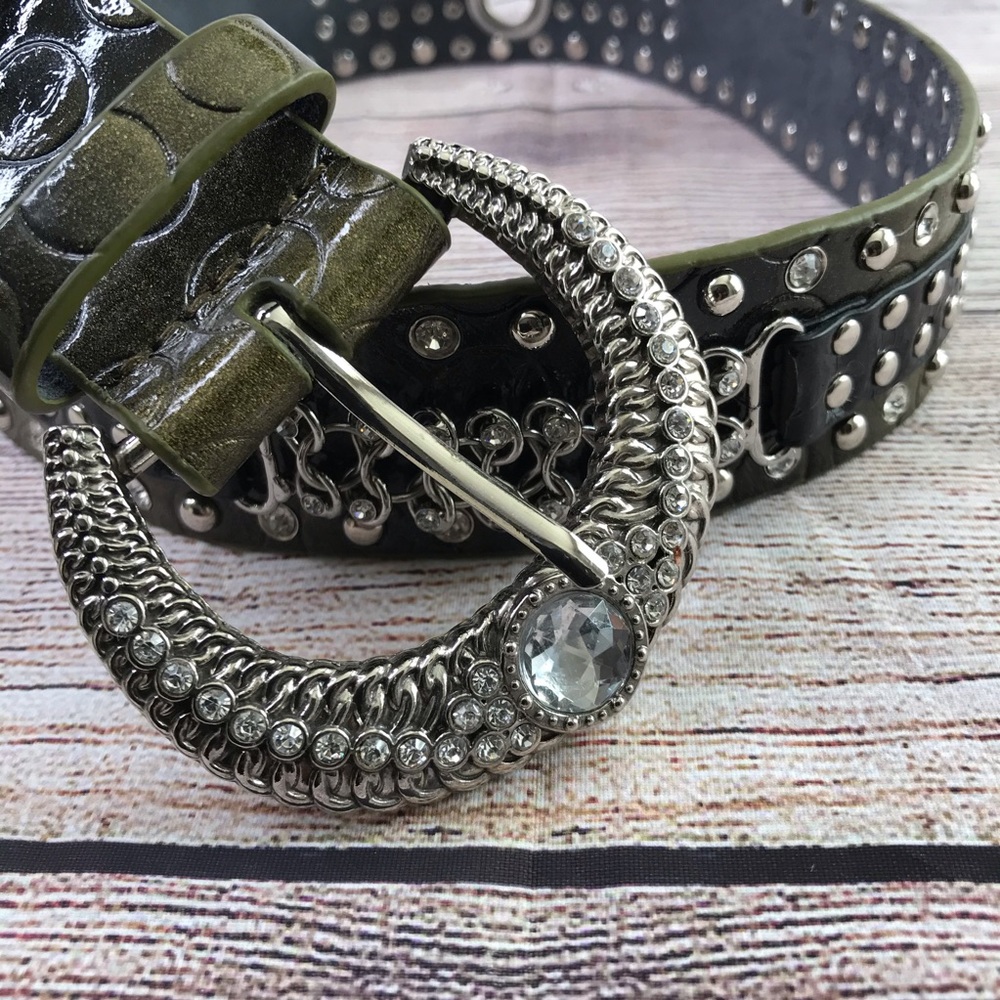Blinged Out Ombré Patent Belt - Picture 11 of 14